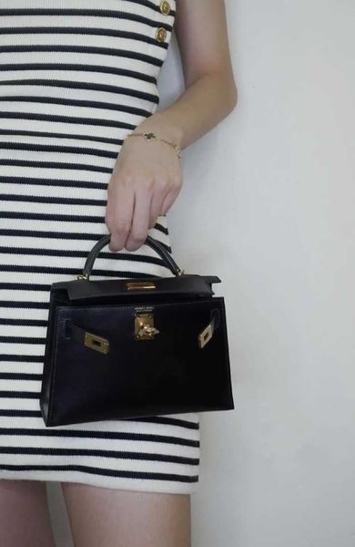 herm es designer kelly 2 swift bags genuine leather 2023 bag box black gold glossy face bag womens bag mini bag crossbody bag 19cm npof
herm es designer kelly 2 swift bags genuine leather 2023 bag box black gold glossy face bag womens bag mini bag crossbody bag 19cm npof