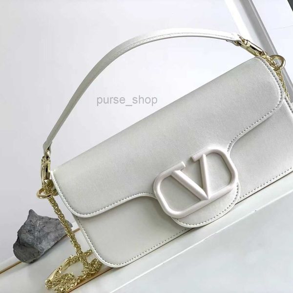 simple designer high evening shoulder bag classy valentinoes aesthetic value portable crossbody color buckle square leather handbag cowhide
simple designer high evening shoulder bag classy valentinoes aesthetic value portable crossbody color buckle square leather handbag cowhide