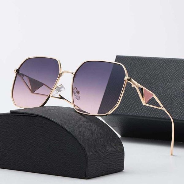 new classic polarized sunglasses female designer luxury brand alloy metal polarized hd tempered glass lens retro glasses, White;black
new classic polarized sunglasses female designer luxury brand alloy metal polarized hd tempered glass lens retro glasses, White;black