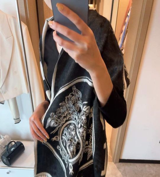 2022 luxury letter print cashmere h scarf winter women warm blanket shawls wraps pashmina brand blanket female thick bufanda5984113, Blue;gray
2022 luxury letter print cashmere h scarf winter women warm blanket shawls wraps pashmina brand blanket female thick bufanda5984113, Blue;gray