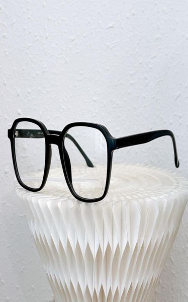 womens eyeglasses frame clear lens men sun gasses fashion style protects eyes uv400 with case 932575175181, Silver
womens eyeglasses frame clear lens men sun gasses fashion style protects eyes uv400 with case 932575175181, Silver