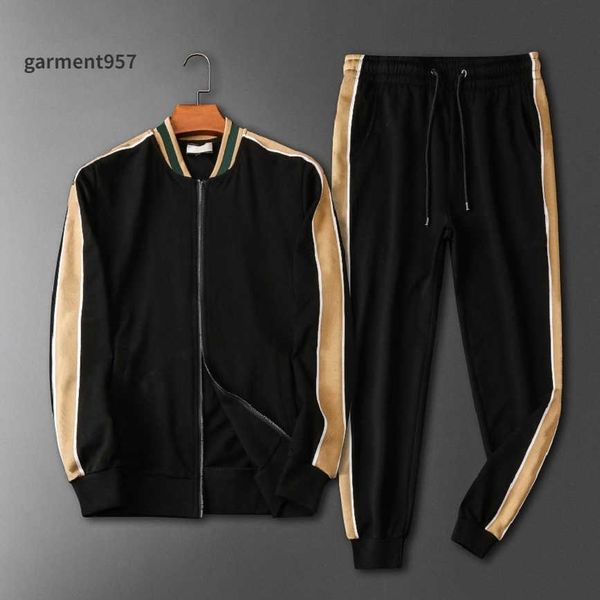 fashion explosive sports suit casual men's classic clothing suit fashion letter printing jakcet trousers men's two-piece sports su, Gray
fashion explosive sports suit casual men's classic clothing suit fashion letter printing jakcet trousers men's two-piece sports su, Gray