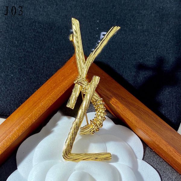 brooch designer letter brooch pins luxury l fashion jewelry women men gold brooch, Gray
brooch designer letter brooch pins luxury l fashion jewelry women men gold brooch, Gray