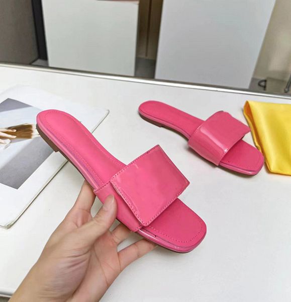 summer women slipper sandal shake flat mule calf leather pink indoor slippers designer luxury fashion outdoors ladies beach flat flip flops, Black
summer women slipper sandal shake flat mule calf leather pink indoor slippers designer luxury fashion outdoors ladies beach flat flip flops, Black