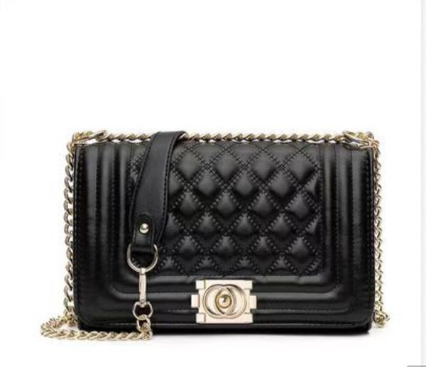 luxury handbag shoulder bag brand c-shaped designer seam leather ladies metal chain clamshell messenger gift box wholesale
luxury handbag shoulder bag brand c-shaped designer seam leather ladies metal chain clamshell messenger gift box wholesale