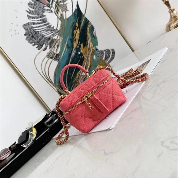 9a 2023 womens vanity box designer bags handle cowhide caviar totes quilted matelasse chain crossbody shoulder cosmetic bags c308t
9a 2023 womens vanity box designer bags handle cowhide caviar totes quilted matelasse chain crossbody shoulder cosmetic bags c308t