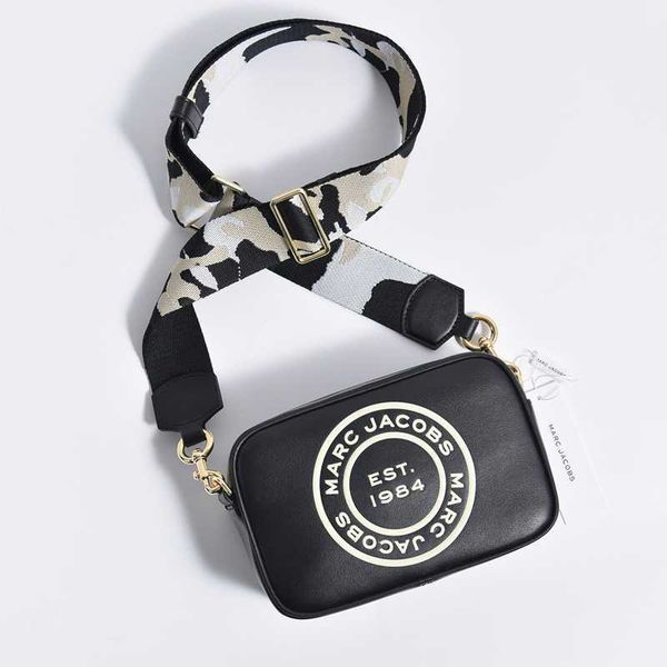 bags women's camera mj shoulder crossbody 2023 fashion versatile color wide strap one women luxury niche stylish camera bag lgv2
bags women's camera mj shoulder crossbody 2023 fashion versatile color wide strap one women luxury niche stylish camera bag lgv2