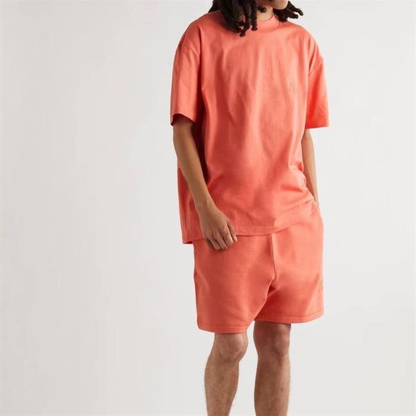 22fw europe flocked t shirt summer tee high street casual men women plus size short sleeve tshirt fleece shorts running bottoms tr262b, Black;brown
22fw europe flocked t shirt summer tee high street casual men women plus size short sleeve tshirt fleece shorts running bottoms tr262b, Black;brown