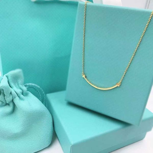 designertiffy smile medium necklace high end silver plated 18k smooth pendant simple smiling face collar chain female, Black
designertiffy smile medium necklace high end silver plated 18k smooth pendant simple smiling face collar chain female, Black