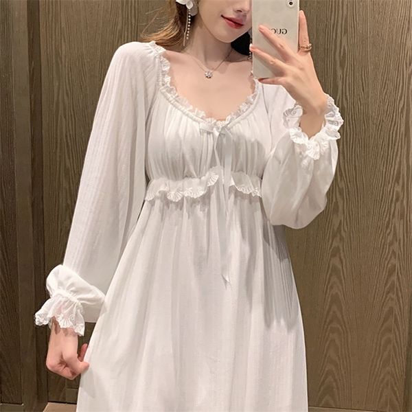 women's sleepwear sweet women's nightgowns long sleeve sleepwear dress autumn summer nightdress female loose night shirt 230421, Black;red
women's sleepwear sweet women's nightgowns long sleeve sleepwear dress autumn summer nightdress female loose night shirt 230421, Black;red