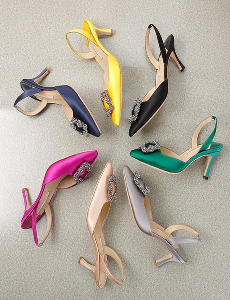 pointed highheeled sandals with logo dust bag summer banquet stylist party wedding shoes size 3542 with box2240295, Black 
pointed highheeled sandals with logo dust bag summer banquet stylist party wedding shoes size 3542 with box2240295, Black