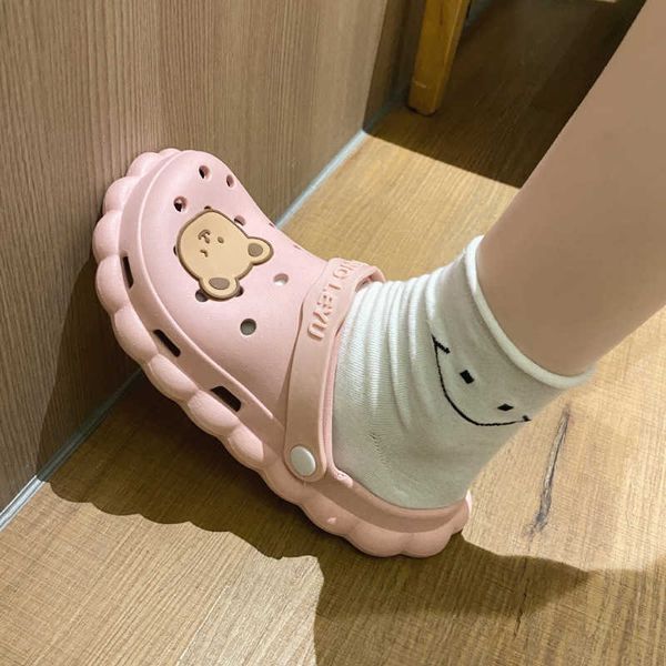 slippers 2022 new shit feeling hole female summer cute bear garden shoes wear baotou slippers indoors and outdoors at home, Black
slippers 2022 new shit feeling hole female summer cute bear garden shoes wear baotou slippers indoors and outdoors at home, Black