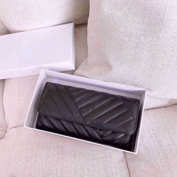 striped stitching designer wallets classic long wallet women men leather designer bag tbletter purse multi-card slot luxury leather card hol, Red;black
striped stitching designer wallets classic long wallet women men leather designer bag tbletter purse multi-card slot luxury leather card hol, Red;black