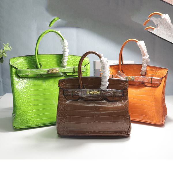 luxury designer bag women tote bag luxury handbag brand shoulder bags large capacity multifunctional with original dust bag006
luxury designer bag women tote bag luxury handbag brand shoulder bags large capacity multifunctional with original dust bag006