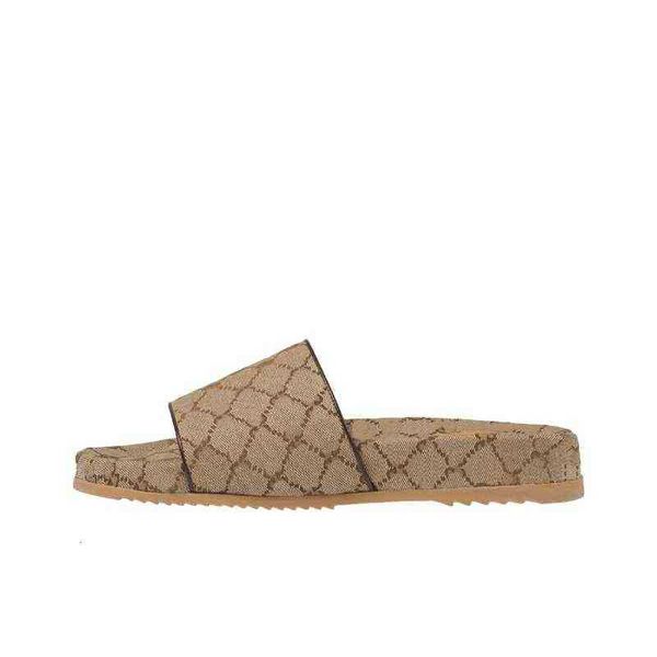 ladies summer sandals fashion macaron beach stripes casual flip flops heightening designer slides cotton fluffy slippers ag80, Black
ladies summer sandals fashion macaron beach stripes casual flip flops heightening designer slides cotton fluffy slippers ag80, Black