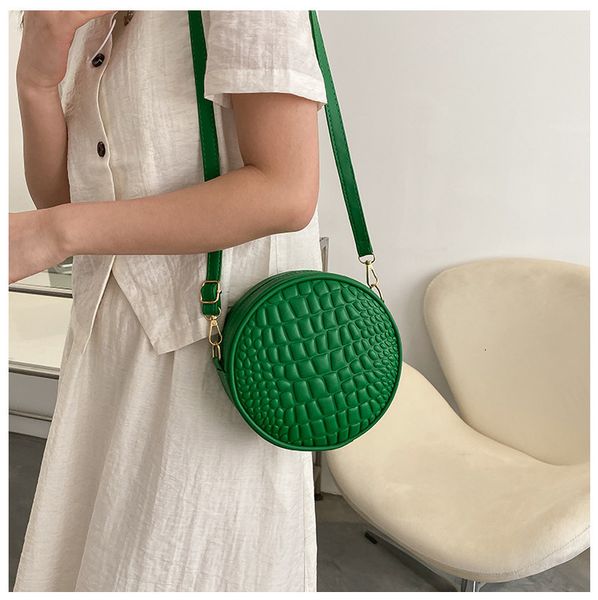 evening bags fashion round shaped crossbody bags women alligator pattern pu leather shoulder messenger bag small circle phone purse handbag
evening bags fashion round shaped crossbody bags women alligator pattern pu leather shoulder messenger bag small circle phone purse handbag