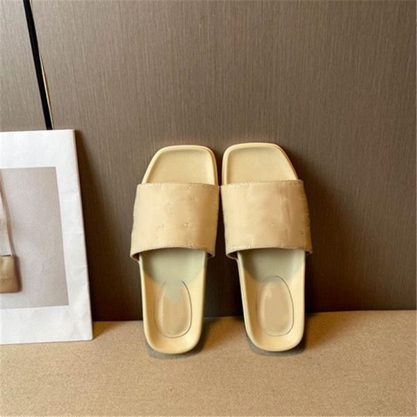 fashion slippers 2023 ggity luxury design summer men's and women's flats thick soled leather rubber lettering logo casual cartoon, Black
fashion slippers 2023 ggity luxury design summer men's and women's flats thick soled leather rubber lettering logo casual cartoon, Black
