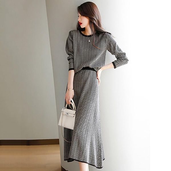 dress costume for women crop knit tracksuit women clothing set 2 piece sets wool 2021 new autumn winter knitted sweater skirt suit, White
dress costume for women crop knit tracksuit women clothing set 2 piece sets wool 2021 new autumn winter knitted sweater skirt suit, White