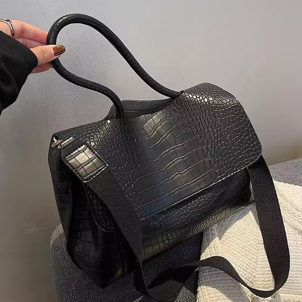 evening bags vintage alligator pu leather tote women s handbags purses wide straps bag women shoulder crossbody 230420
evening bags vintage alligator pu leather tote women s handbags purses wide straps bag women shoulder crossbody 230420