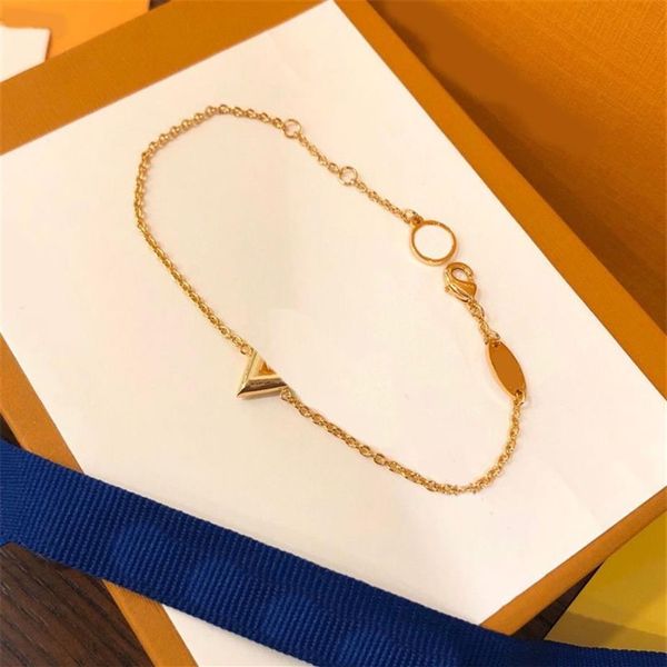 retro chain bracelet homme classic designer jewelry valentines day party lady letter charm bracelet fashion friendship bracelets f225e, Golden;silver
retro chain bracelet homme classic designer jewelry valentines day party lady letter charm bracelet fashion friendship bracelets f225e, Golden;silver