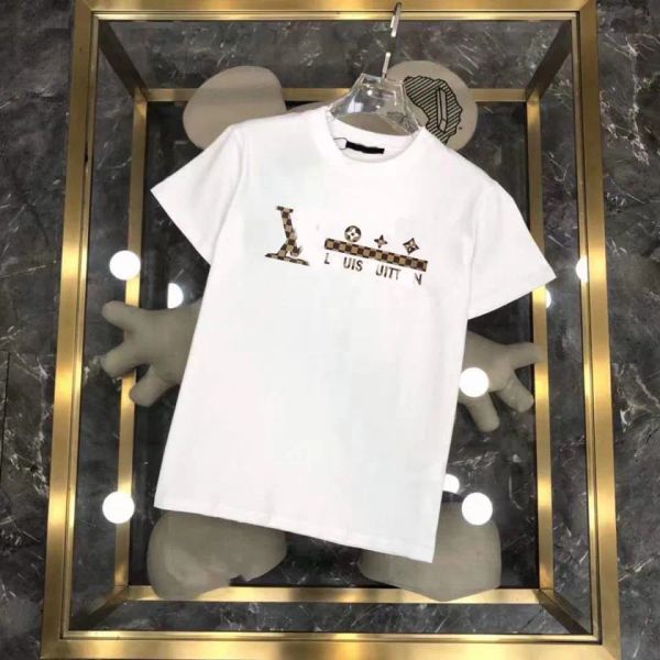 summer men women designers t shirts loose oversize tees apparel fashion mans casual chest letter shirt luxury street shorts sleeve cxl, White;black
summer men women designers t shirts loose oversize tees apparel fashion mans casual chest letter shirt luxury street shorts sleeve cxl, White;black