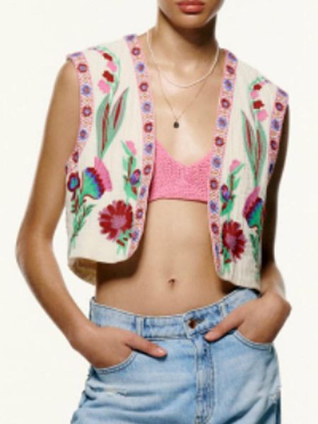 vests kumsvag 2022 summer women vests coats vintage floral embroidery cardigan female elegant street short vest waistcoat outerwear, Black;white
vests kumsvag 2022 summer women vests coats vintage floral embroidery cardigan female elegant street short vest waistcoat outerwear, Black;white