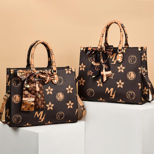 whole ladies leather shoulder bags hong kong elegant large-capacity printing tote bag street trend polka dot joker handbag ret281m, Black;red
whole ladies leather shoulder bags hong kong elegant large-capacity printing tote bag street trend polka dot joker handbag ret281m, Black;red