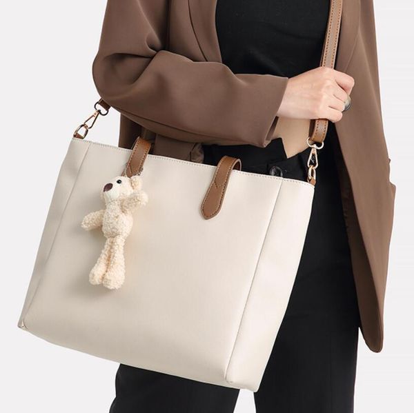versatile tote bag fashion women's bag pu little bear decoration outdoor handbag
