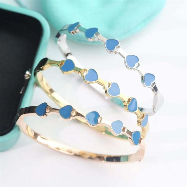 luxurys designer bracelet heart-shaped jewelry tiff tanys women charm bracelet love bracelets fashion exquisite gifts very nice2496, Golden;silver
luxurys designer bracelet heart-shaped jewelry tiff tanys women charm bracelet love bracelets fashion exquisite gifts very nice2496, Golden;silver