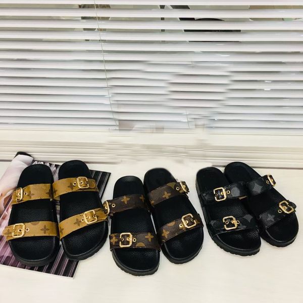 designer women slippers genuine leather flat sandals 2023 summer fashion beach letter drag nude black white brown matte women's slipper
designer women slippers genuine leather flat sandals 2023 summer fashion beach letter drag nude black white brown matte women's slipper