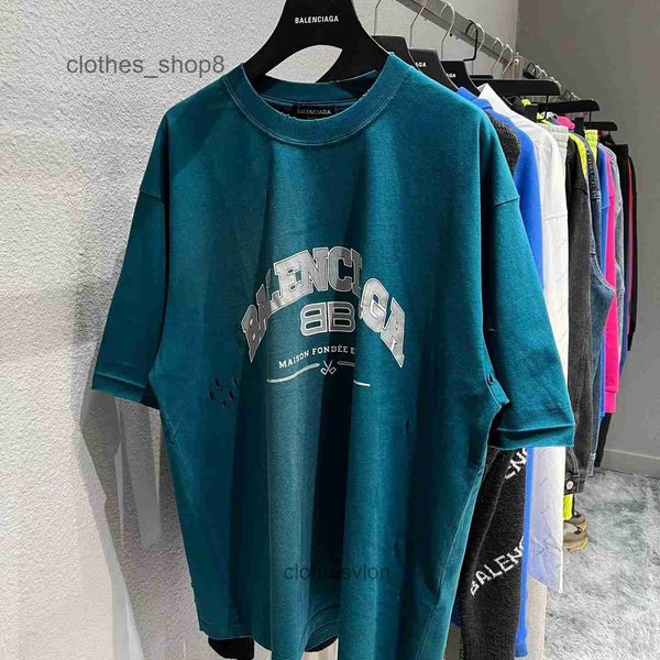 2023 designer t shirts balengss trendy tshirt original paris summer scissors printed hole washed short sleeve loose edition u 02av, White;black
2023 designer t shirts balengss trendy tshirt original paris summer scissors printed hole washed short sleeve loose edition u 02av, White;black