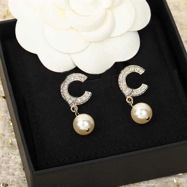 2022 charm drop earring with diamond and nature shell beads for women wedding jewelry gift have box stamp ps7019a312i, Golden
2022 charm drop earring with diamond and nature shell beads for women wedding jewelry gift have box stamp ps7019a312i, Golden