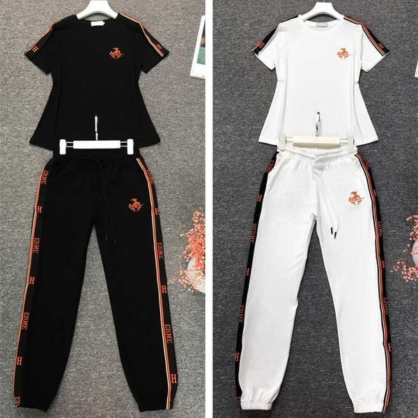 30% off summer fragrant style casual pure cotton sports for women new two piece set loose size fashion, White
30% off summer fragrant style casual pure cotton sports for women new two piece set loose size fashion, White