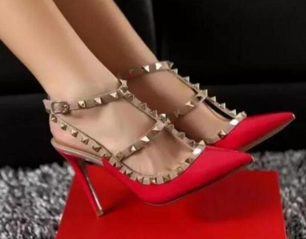 high 2023 quality genuine leather designer shoes leather embossed leather sandals european style brand shoes with boxes9450297, Black
high 2023 quality genuine leather designer shoes leather embossed leather sandals european style brand shoes with boxes9450297, Black