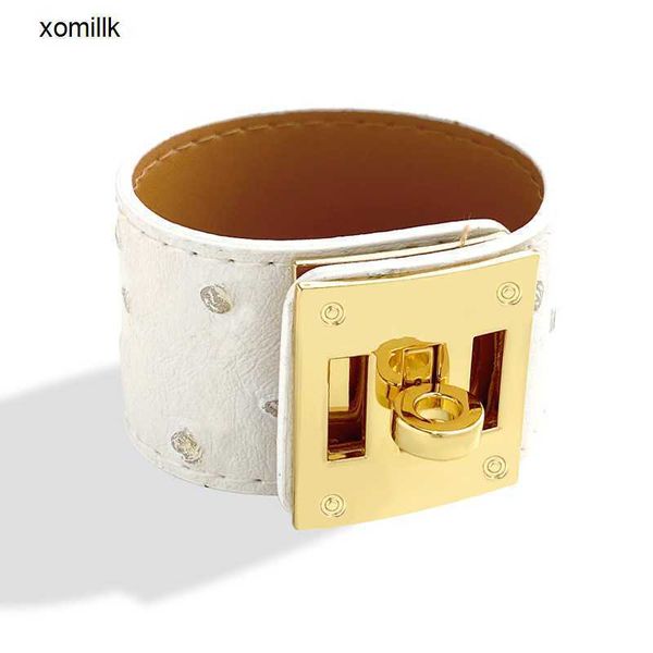 hermm designer bracelet 56 creative and fashionable pu wide rotating metal buckle leather punk rock xpks, Black
hermm designer bracelet 56 creative and fashionable pu wide rotating metal buckle leather punk rock xpks, Black