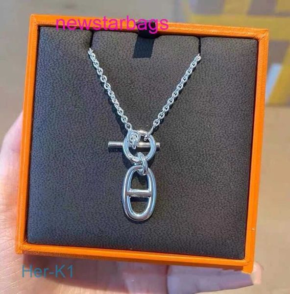 designer hermss bracelets bangle herms necklace for sale h pig nose necklace titanium steel plated 18k gold glossy ot pendant clavicle chain, Silver
designer hermss bracelets bangle herms necklace for sale h pig nose necklace titanium steel plated 18k gold glossy ot pendant clavicle chain, Silver