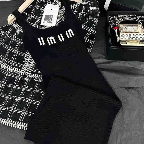casual dresses designer mini high edition23 new letter sling knitted dress end women's quality wear r72h, Black;gray
casual dresses designer mini high edition23 new letter sling knitted dress end women's quality wear r72h, Black;gray