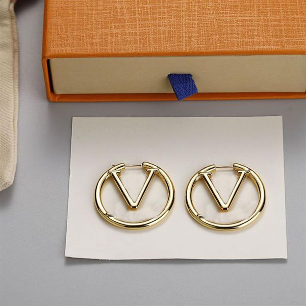 luxury hoop earring designer letter stud earing for women cjeweler circle wedding couple christmas day vintage stylish plated gold290q, Golden;silver
luxury hoop earring designer letter stud earing for women cjeweler circle wedding couple christmas day vintage stylish plated gold290q, Golden;silver