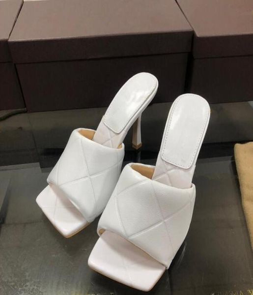2021 the new matte leather lozenshaped stiletto sandals for women feature unique square toe open toe comfortable casual su3777542, Black
2021 the new matte leather lozenshaped stiletto sandals for women feature unique square toe open toe comfortable casual su3777542, Black