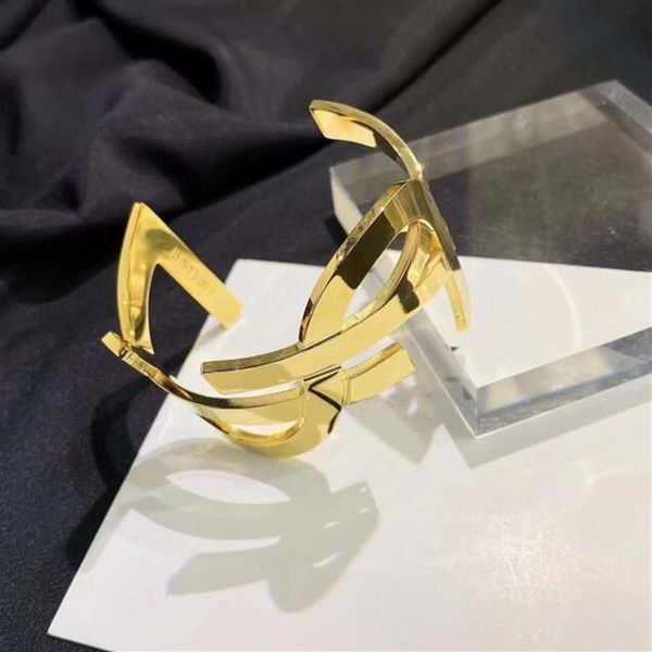 luxury 18k gold silver bangle women cuff bracelets brand jewelry fashion wedding bracelet bridal accessories new design bangles go226s, Black
luxury 18k gold silver bangle women cuff bracelets brand jewelry fashion wedding bracelet bridal accessories new design bangles go226s, Black