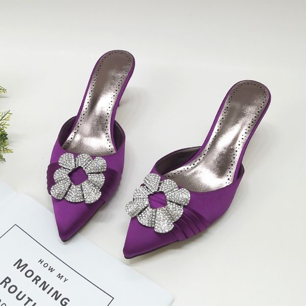 2023 women ladies genuine leather sandals rhinestone med heels summer flip-flops slipper slip-on wedding dress gladiator shoes pillage pinot, Black
2023 women ladies genuine leather sandals rhinestone med heels summer flip-flops slipper slip-on wedding dress gladiator shoes pillage pinot, Black