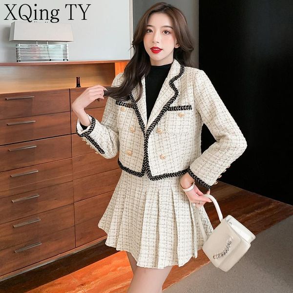 dress abrigo de tweed de manga larga con doble botonadura de estilo coreano + minifalda de cintura alta conjunto de dos piezas para muj, White
dress abrigo de tweed de manga larga con doble botonadura de estilo coreano + minifalda de cintura alta conjunto de dos piezas para muj, White