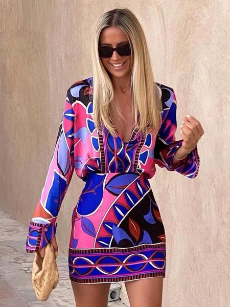 dress fashion women suit 2 piece suit 2022 new retro printed skirt suits women elegant chic street youth party vacation ladies suit, White
dress fashion women suit 2 piece suit 2022 new retro printed skirt suits women elegant chic street youth party vacation ladies suit, White