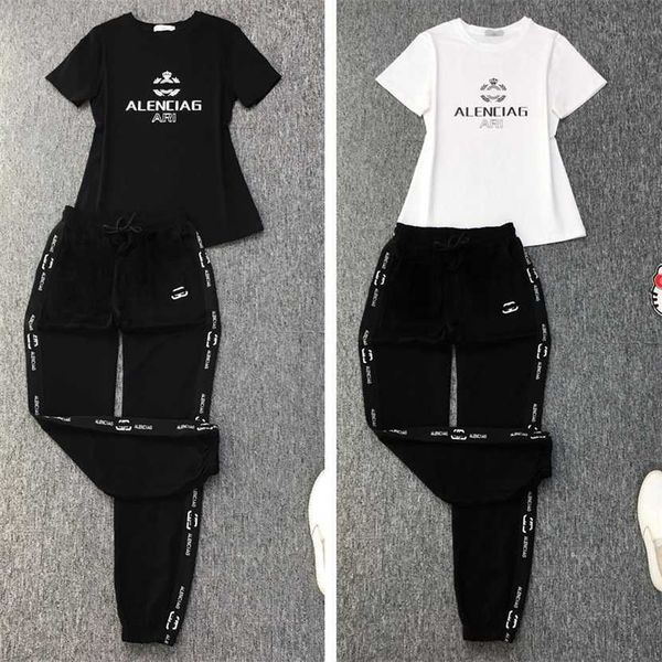 26% off clothing designer quality summer cotton casual sports women's short sleeve pants two piece set european fashion, White
26% off clothing designer quality summer cotton casual sports women's short sleeve pants two piece set european fashion, White