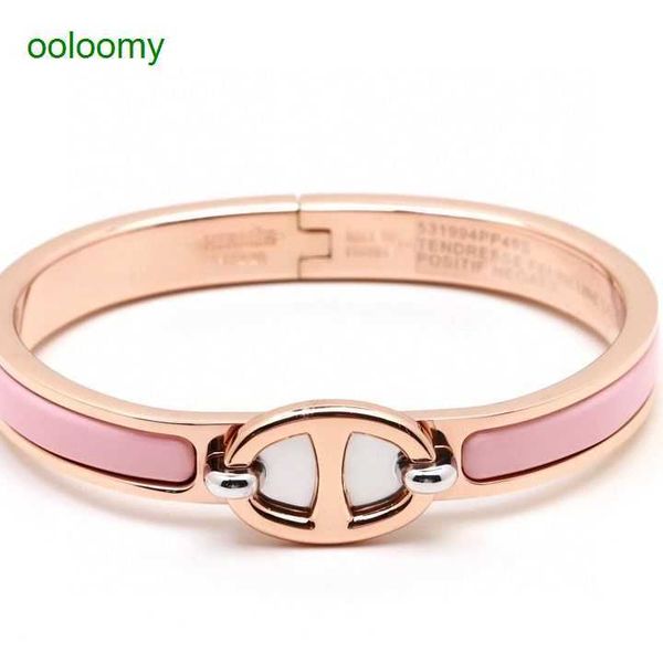 original hemrres designer bracelet 2023 counter pig nose enamel new colorless rose gold couple's high beauty gift gold bracelet for wom, Black
original hemrres designer bracelet 2023 counter pig nose enamel new colorless rose gold couple's high beauty gift gold bracelet for wom, Black