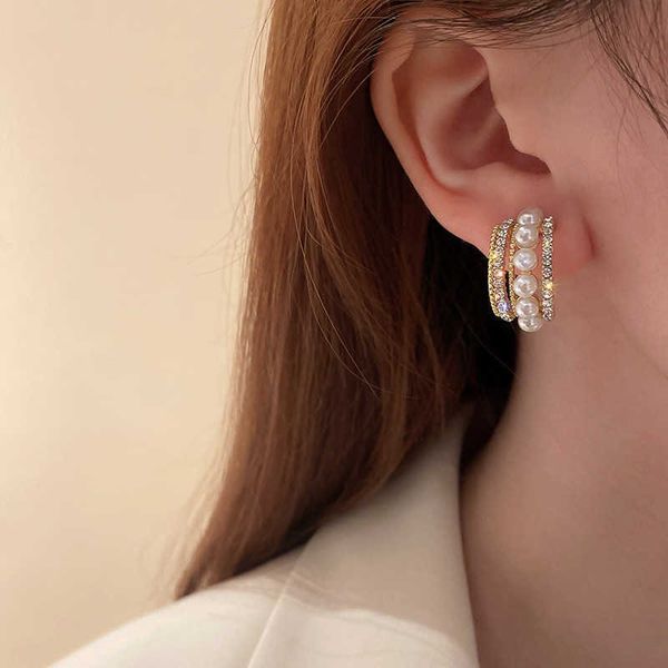 charm 2022 light luxury zircon pearl multi-layer gold earrings fashion jewelry for korean women exquisite accessories for party girls aa2304, Golden
charm 2022 light luxury zircon pearl multi-layer gold earrings fashion jewelry for korean women exquisite accessories for party girls aa2304, Golden