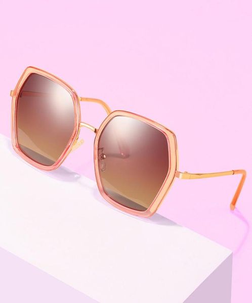 fasion womens sunglasses driving sunglasses design woman fashion sun glasses mens des lunettes de soleil with uv protection lenses1220139, White;black
fasion womens sunglasses driving sunglasses design woman fashion sun glasses mens des lunettes de soleil with uv protection lenses1220139, White;black