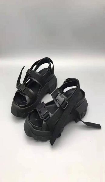 18ss new list summer fashio sandals sheepskin imported genuine leather upper end of the package tpu outsole personali4389235, Black
18ss new list summer fashio sandals sheepskin imported genuine leather upper end of the package tpu outsole personali4389235, Black