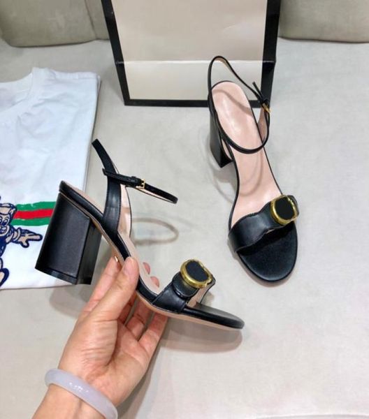 new arrivals european classic patent leather flat women unique designer party fashion girls dress wedding shoes shoes letters3726999, Black
new arrivals european classic patent leather flat women unique designer party fashion girls dress wedding shoes shoes letters3726999, Black