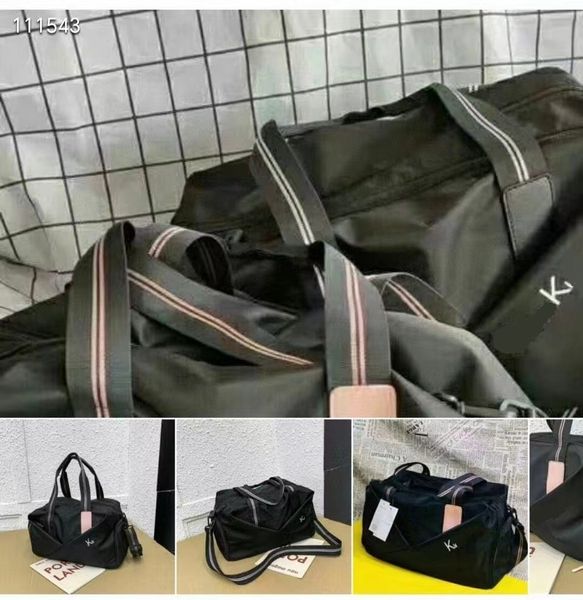 fashion duffel bags luxury men luggage gentleman commerce travel bags nylon handbags large capacity holdall carry on luggages
fashion duffel bags luxury men luggage gentleman commerce travel bags nylon handbags large capacity holdall carry on luggages